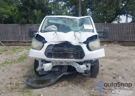 2018 Ford Transit-250 z USA, uszkodzony, nr VIN 1FTYR2ZM7JKB22113